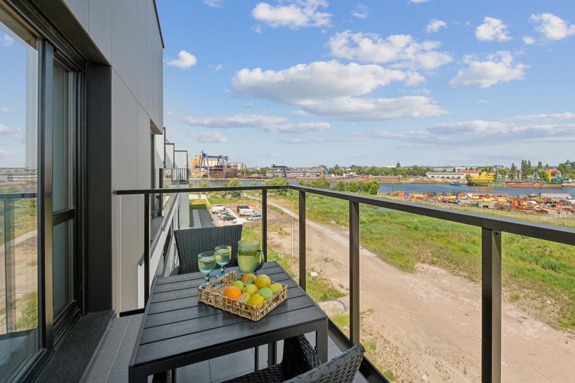 Nadmotlawie Estate Gym, Sauna & Parking By Downtown Apartments Gdańsk Exteriör bild